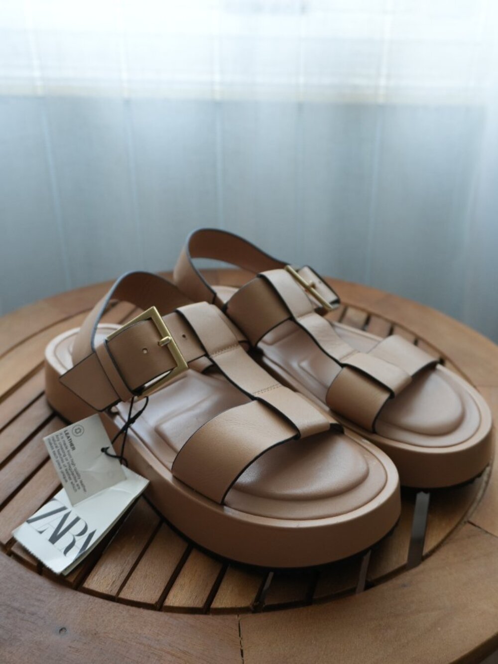 Zara Beige/Tan Platform Buckle Sandals Women's US: Size 8.5-9